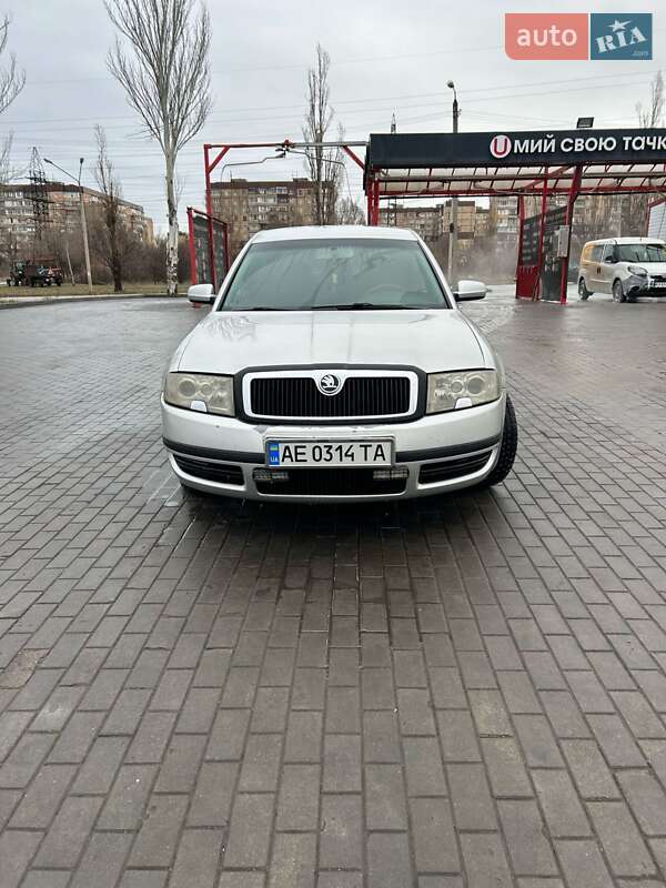 Лифтбек Skoda Superb 2005 в Кривом Роге