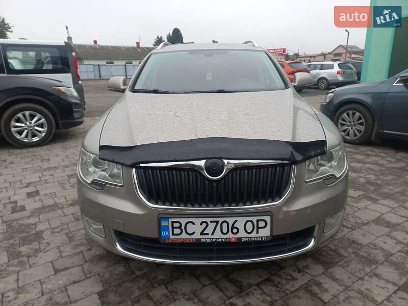 Универсал Skoda Superb 2010 в Шептицькому