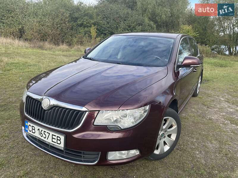 Лифтбек Skoda Superb 2010 в Чернигове
