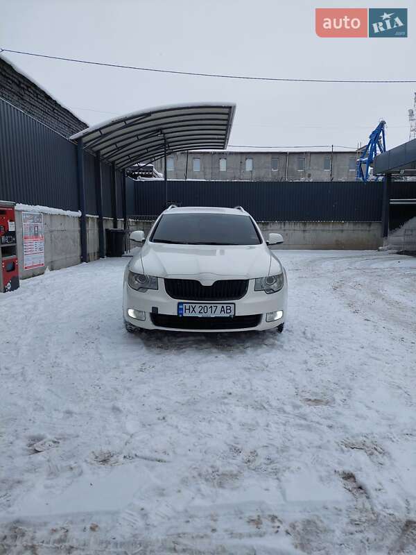 Универсал Skoda Superb 2013 в Хмельницком