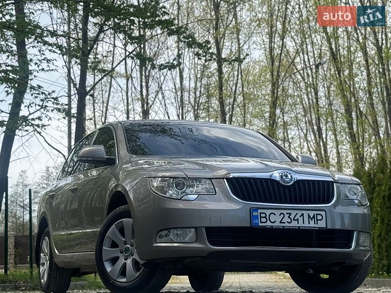 Лифтбек Skoda Superb 2013 в Трускавце