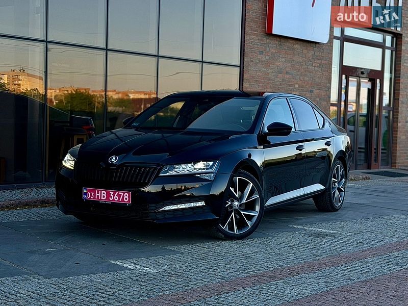 Лифтбек Skoda Superb 2022 в Мукачево