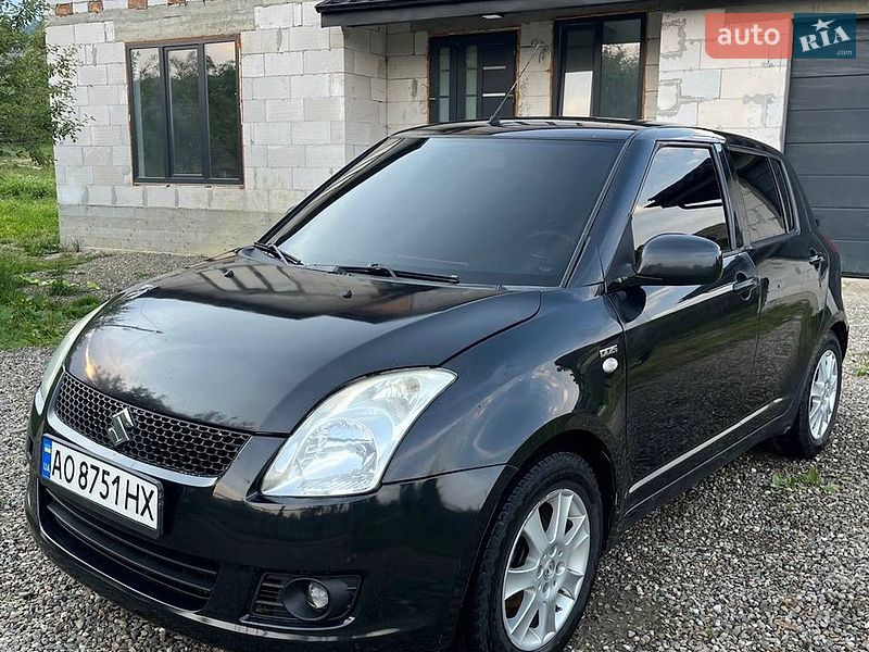 Хэтчбек Suzuki Swift 2009 в Рахове