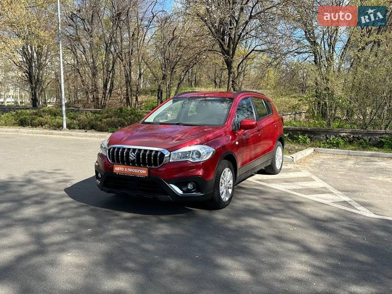 Внедорожник / Кроссовер Suzuki SX4 2020 в Черкассах