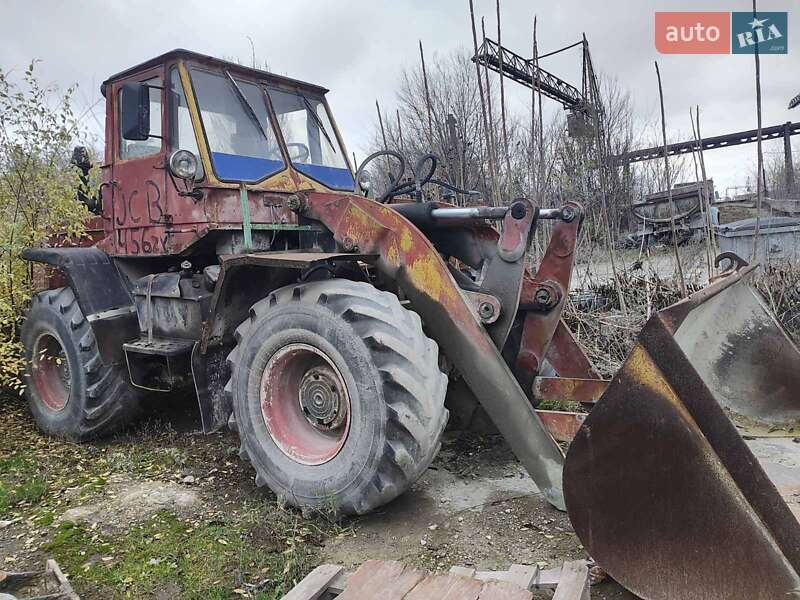 Фронтальный погрузчик ХЗТСШ Т-16 1992 в Запорожье Фронтальный погрузчик ХЗТСШ Т-16 1992 в Запорожье