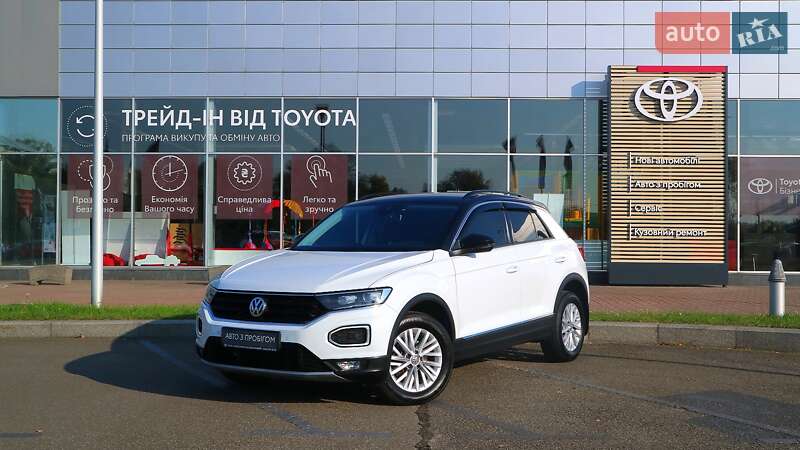 Внедорожник / Кроссовер Volkswagen T-Roc 2019 в Киеве