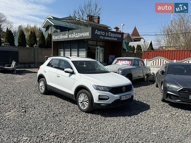 Внедорожник / Кроссовер Volkswagen T-Roc 2021 в Хмельницком