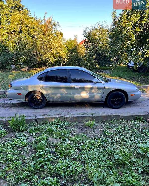 Седан Ford Taurus 1997 в Луцке