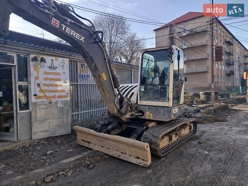 Миниэкскаватор Terex TC 2014 в Хусте Миниэкскаватор Terex TC 2014 в Хусте