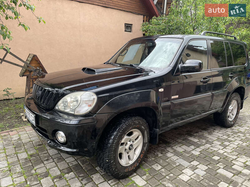 Внедорожник / Кроссовер Hyundai Terracan 2003 в Рахове