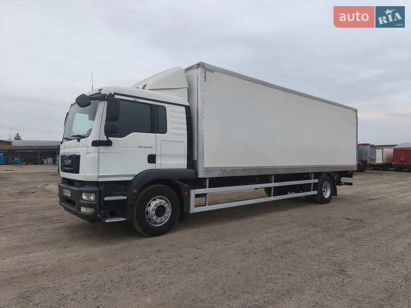 Грузовой фургон MAN TGM 2014 в Бучаче
