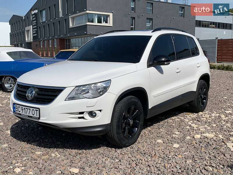 Внедорожник / Кроссовер Volkswagen Tiguan 2008 в Львове