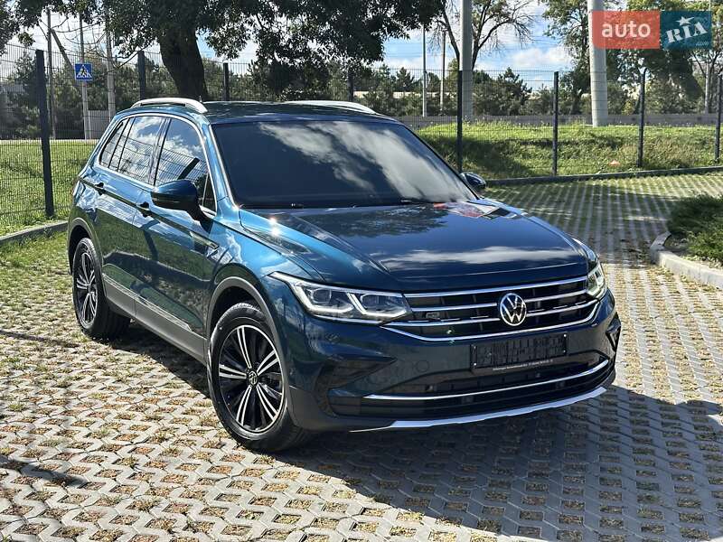 Позашляховик / Кросовер Volkswagen Tiguan 2022 в Одесі Позашляховик / Кросовер Volkswagen Tiguan 2022 в Одесі