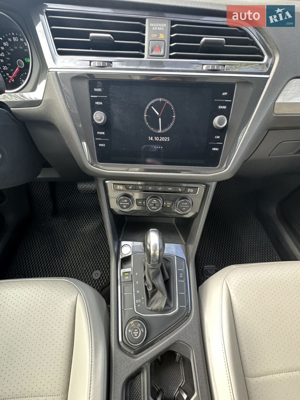Volkswagen Tiguan 2019 photo 2