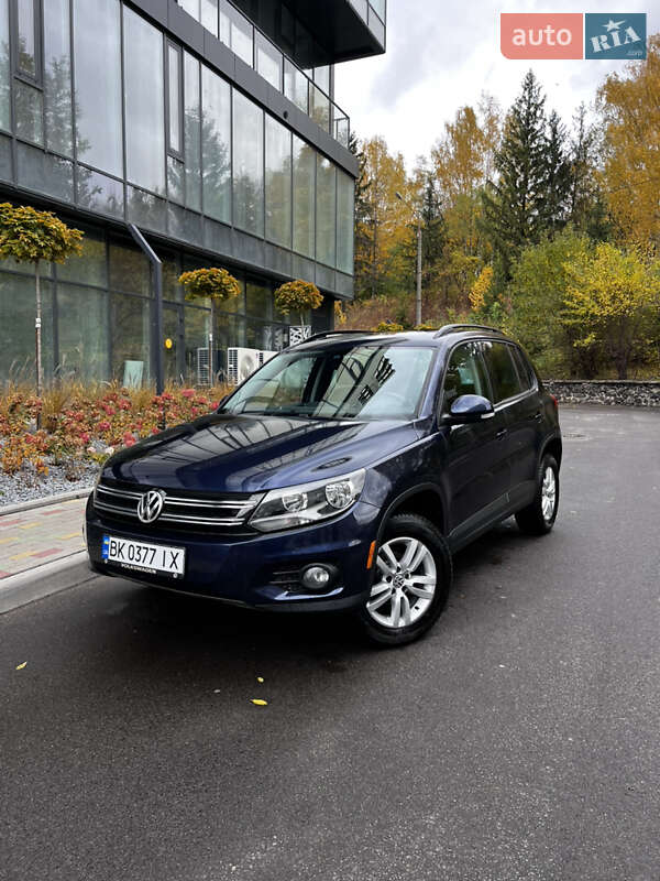 Внедорожник / Кроссовер Volkswagen Tiguan 2015 в Ровно Внедорожник / Кроссовер Volkswagen Tiguan 2015 в Ровно