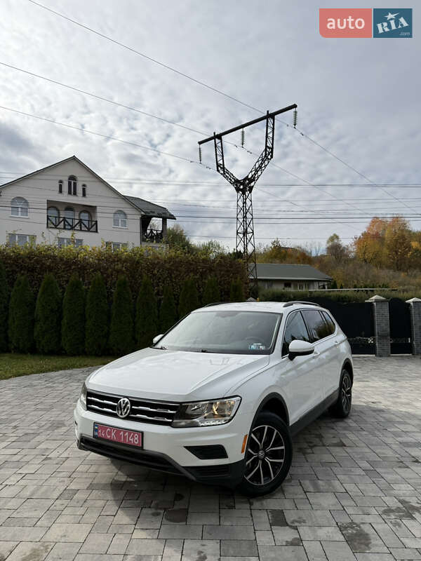 Позашляховик / Кросовер Volkswagen Tiguan 2021 в Сваляві