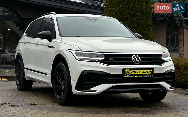 Внедорожник / Кроссовер Volkswagen Tiguan 2022 в Львове