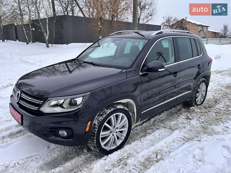 Внедорожник / Кроссовер Volkswagen Tiguan 2015 в Луцке