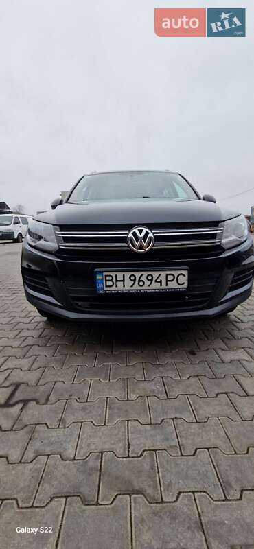 Внедорожник / Кроссовер Volkswagen Tiguan 2010 в Одессе