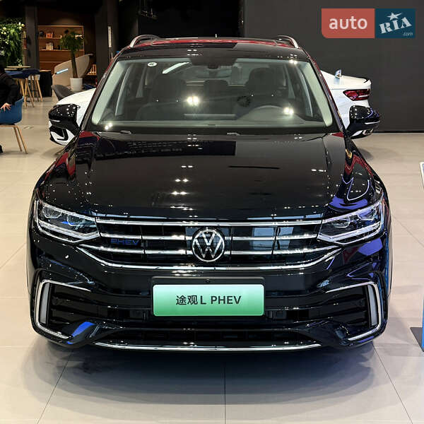 Внедорожник / Кроссовер Volkswagen Tiguan 2024 в Киеве