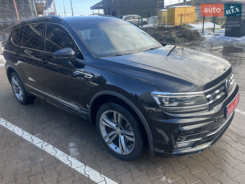 Внедорожник / Кроссовер Volkswagen Tiguan 2021 в Тернополе Внедорожник / Кроссовер Volkswagen Tiguan 2021 в Тернополе