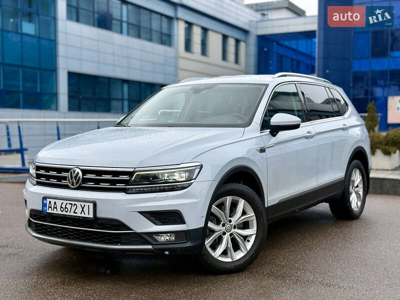 Внедорожник / Кроссовер Volkswagen Tiguan 2018 в Киеве