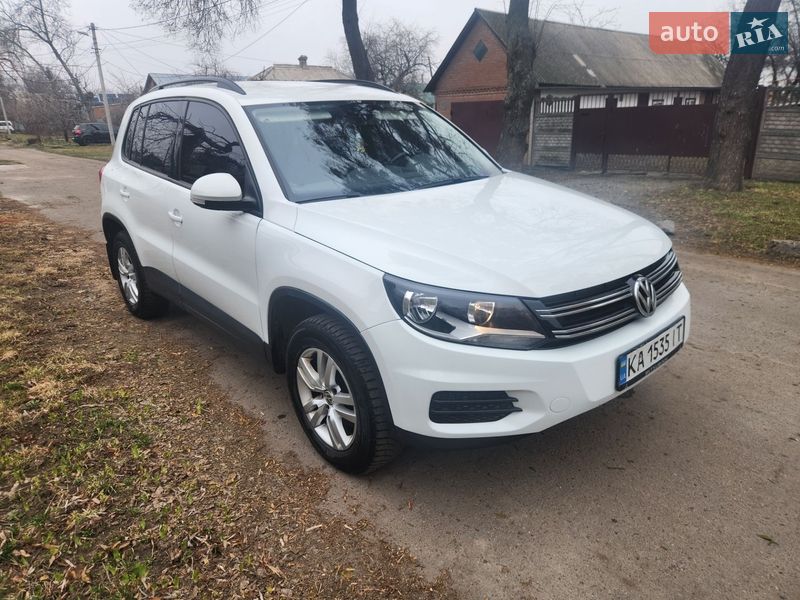 Внедорожник / Кроссовер Volkswagen Tiguan 2016 в Полтаве