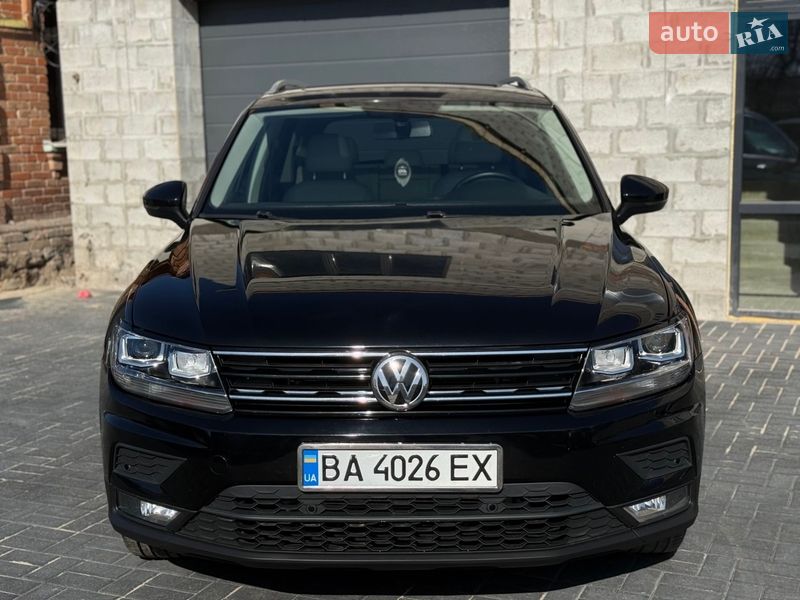 Позашляховик / Кросовер Volkswagen Tiguan 2017 в Кропивницькому