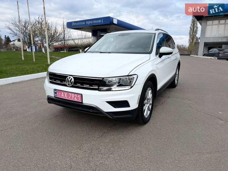 Внедорожник / Кроссовер Volkswagen Tiguan 2017 в Лубнах