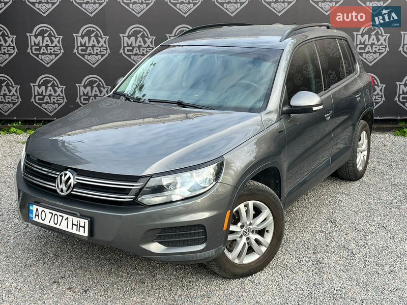 Внедорожник / Кроссовер Volkswagen Tiguan 2015 в Киеве