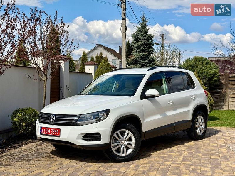 Внедорожник / Кроссовер Volkswagen Tiguan 2016 в Виннице