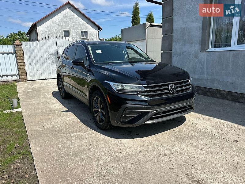 Внедорожник / Кроссовер Volkswagen Tiguan 2023 в Ровно
