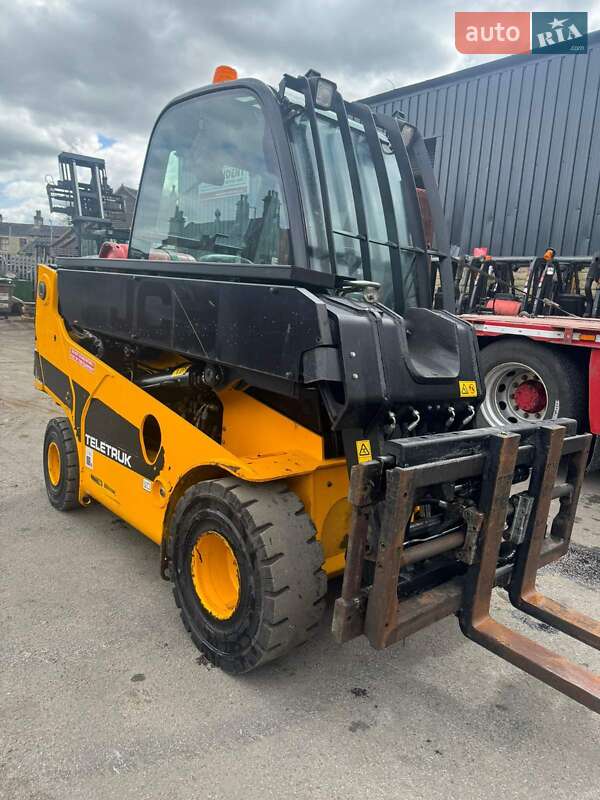 Вилочный погрузчик JCB TLT 2017 в Киеве