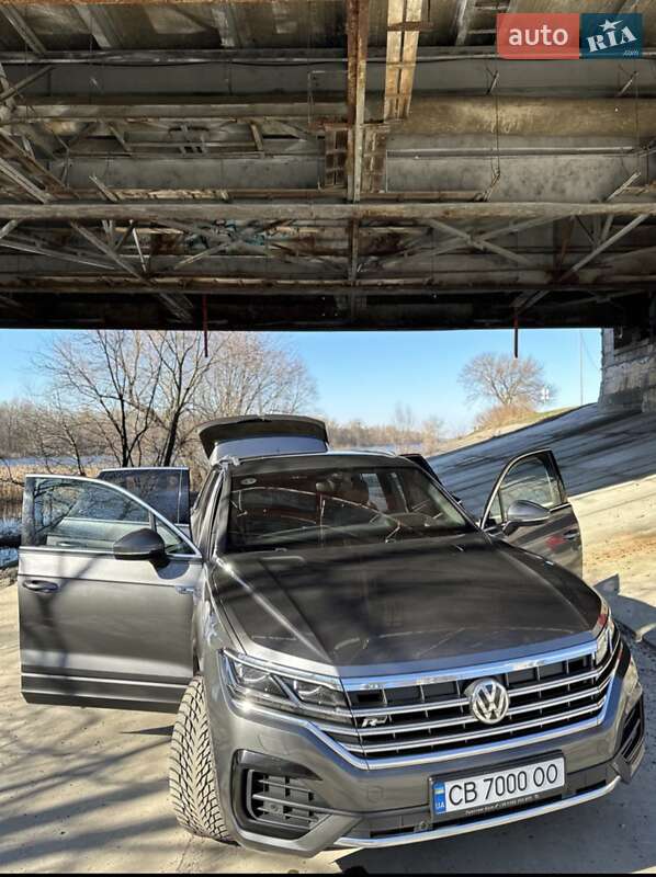 Внедорожник / Кроссовер Volkswagen Touareg 2019 в Киеве Внедорожник / Кроссовер Volkswagen Touareg 2019 в Киеве