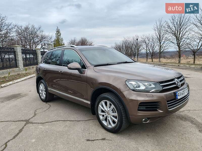 Внедорожник / Кроссовер Volkswagen Touareg 2013 в Харькове Внедорожник / Кроссовер Volkswagen Touareg 2013 в Харькове