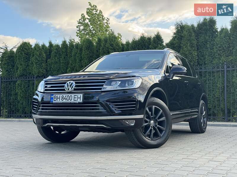 Внедорожник / Кроссовер Volkswagen Touareg 2018 в Одессе