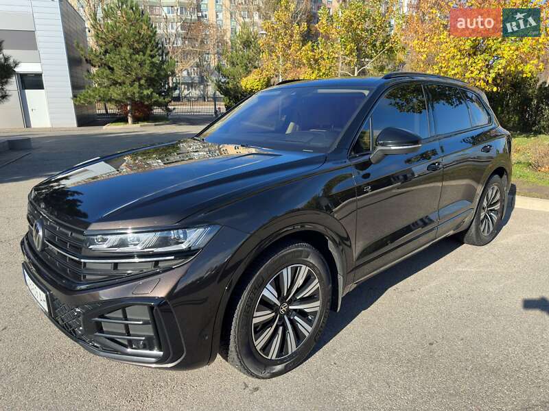 Позашляховик / Кросовер Volkswagen Touareg 2024 в Кривому Розі