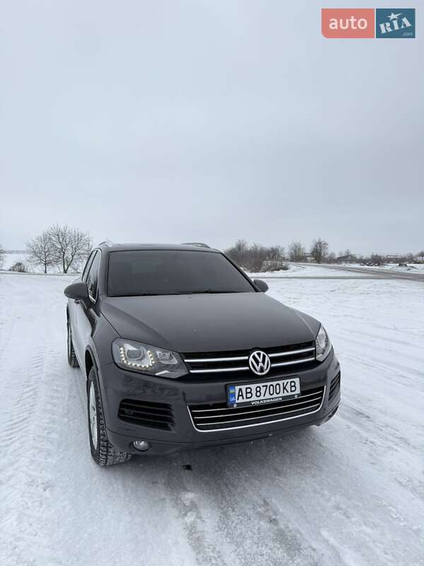 Внедорожник / Кроссовер Volkswagen Touareg 2011 в Тульчине