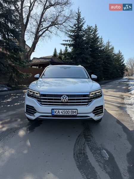 Внедорожник / Кроссовер Volkswagen Touareg 2019 в Немирове Внедорожник / Кроссовер Volkswagen Touareg 2019 в Немирове
