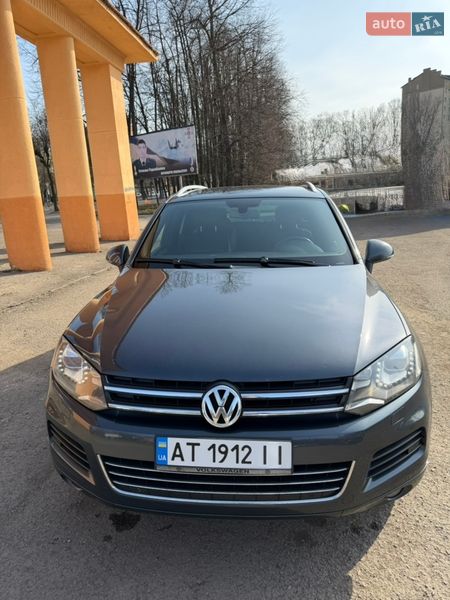 Позашляховик / Кросовер Volkswagen Touareg 2013 в Івано-Франківську