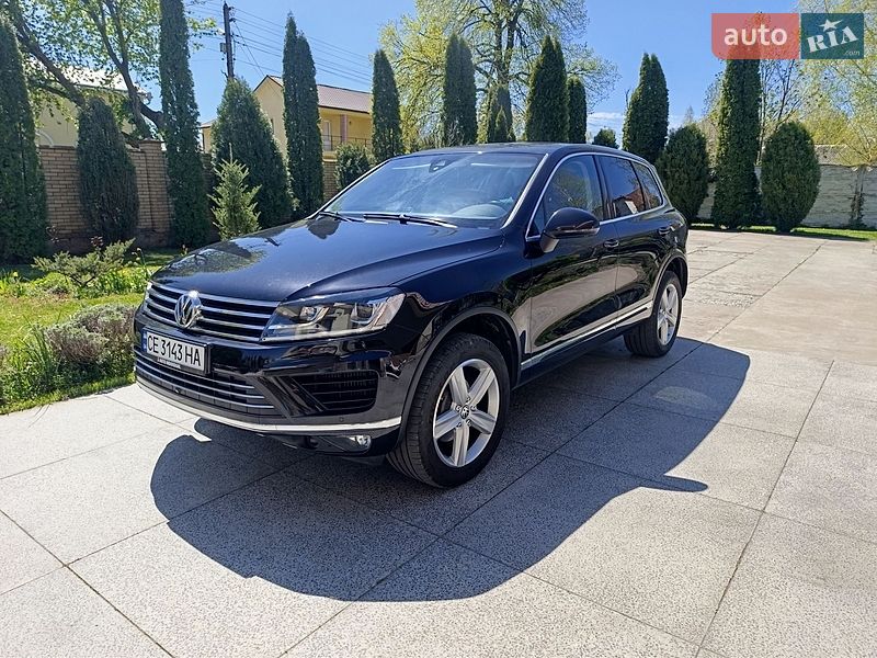 Внедорожник / Кроссовер Volkswagen Touareg 2016 в Черновцах
