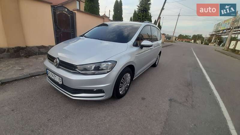 Микровэн Volkswagen Touran 2018 в Мукачево