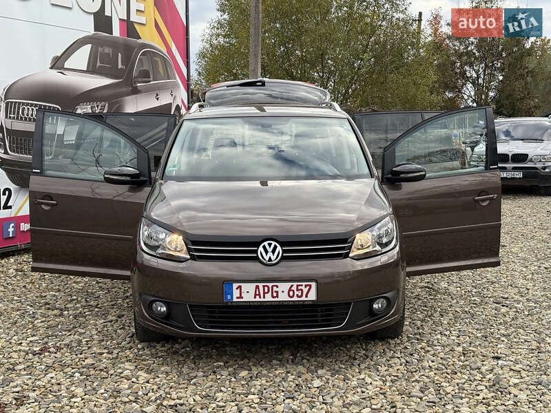 Минивэн Volkswagen Touran 2011 в Коломые