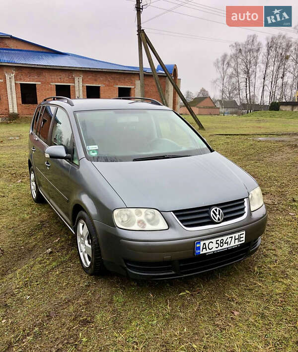 Минивэн Volkswagen Touran 2004 в Ковеле