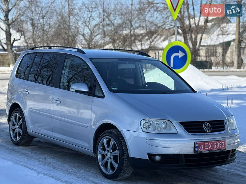 Минивэн Volkswagen Touran 2004 в Староконстантинове
