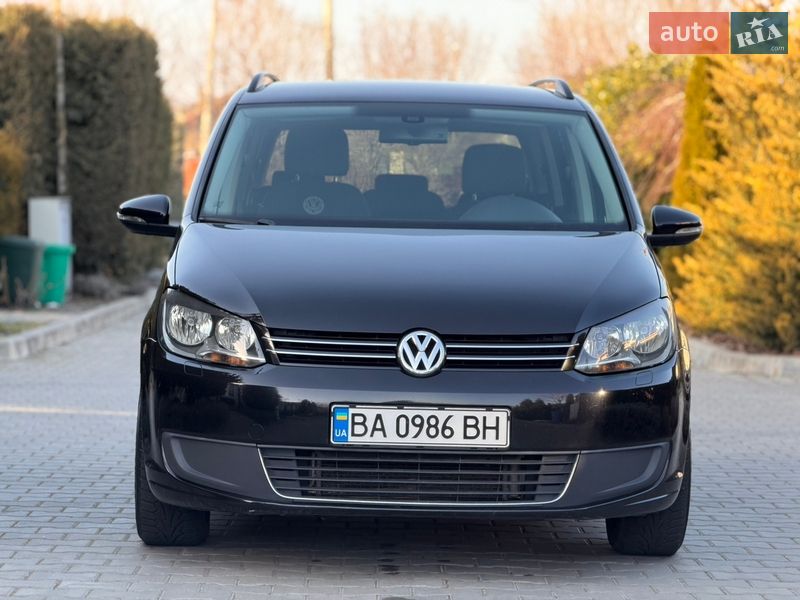 Минивэн Volkswagen Touran 2012 в Одессе Минивэн Volkswagen Touran 2012 в Одессе