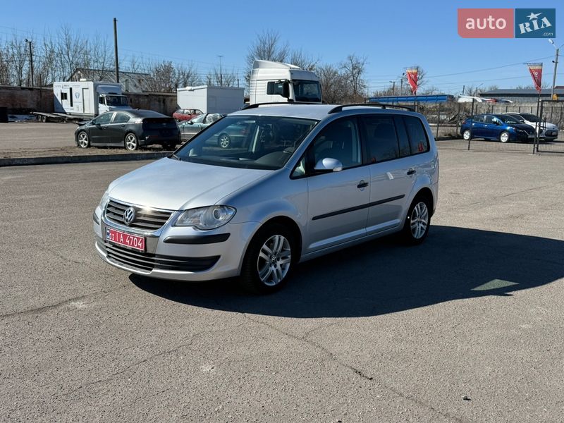 Минивэн Volkswagen Touran 2008 в Белой Церкви Минивэн Volkswagen Touran 2008 в Белой Церкви