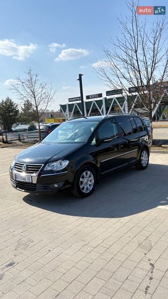 Минивэн Volkswagen Touran 2009 в Хмельницком