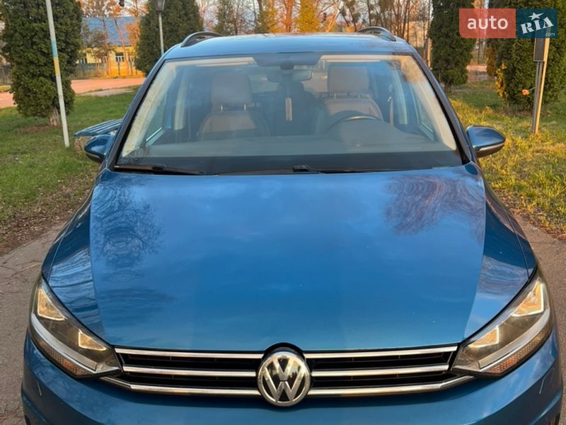 Мікровен Volkswagen Touran 2017 в Житомирі Мікровен Volkswagen Touran 2017 в Житомирі