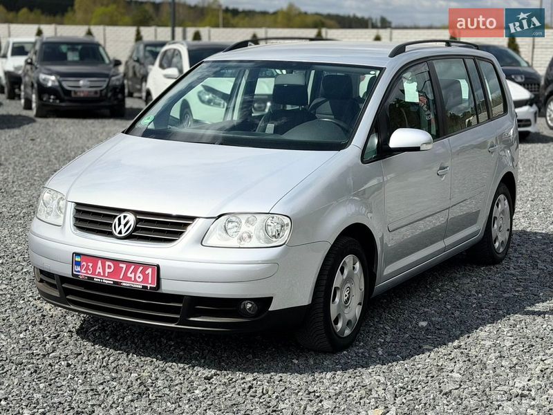 Мінівен Volkswagen Touran 2004 в Шепетівці